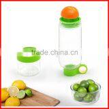800ml Multi-functional Water Bottle Manual Fruit Juicer Cup Lemon Cup With Lid thumbnail-4