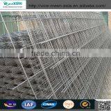 China Competitive Price Green Color Welded Wire Mesh Panels for Poultry