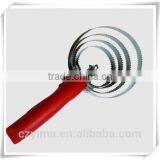 4 Loops Spiral Steel Curry Comb With Plastic Handle thumbnail-1