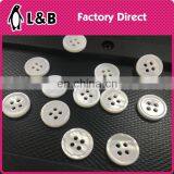 Wholesale White Shirt Mother of Pearl With Varnish Natural Rivershell Pearl Button