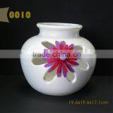 Beautiful White Color Ceramic Flower Vase thumbnail-6