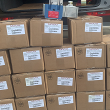 Moog Fast Control High Flow Efficiency Wide Operating Range Servo Valve D661-4651 thumbnail-2