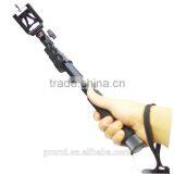 Top Selling Gadgets Aluminum Cable Take Pole Mini Bluetooth Selfie Stick