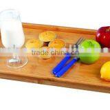 Eco-friendly and Durable Bamboo Food Plate With Handle thumbnail-1