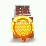 OEM Design LED Flashing Solar Warning Light Traffic Flash Yellow Light