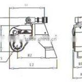 THE SQUARE DRIVE HYDRAULIC TORQUE WRENCH