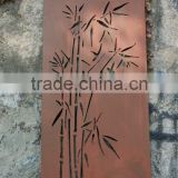 Metal decorative wall plaque