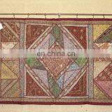 Customized Wholesale Old Sari Silk Cotton Patchwork Tapestry Wall Hangings thumbnail-1