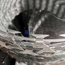 Concertina BTO22 300mm×8m No Clipada, 1 Rollo Con 8m, Púa Concertina Galvanizada, Alambre Navaja Galvanizada