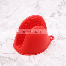 Kitchen Utensils Silicone Oven Glove Heat Insulation Hand Clip Baking Tools thumbnail-5