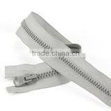 2015 Hot Sale #3 Open End Auto Lock White Color Plastic Zipper thumbnail-2