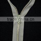 5# Plastic Zipper With Golden Teeth O/E Zipper thumbnail-1