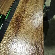 Laminate Flooring thumbnail-4