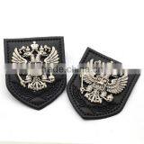 PU Leather Patch With Metal Alloy Logo Light Pewter Color Fashion Labels for Jeans/jacket PLB-011 thumbnail-2