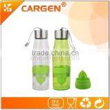 Best Selling Product 700ml Food Grade Kids Plastic Fruit Infuser Water Bottle thumbnail-1