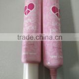 Professional pretty D22 pink labaling prefume body cream plastic tube packaging