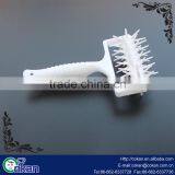 Bakeware Plastic Pizza Pie Pastry Dough Hole Puncher/ Pastry Dough Roller thumbnail-1