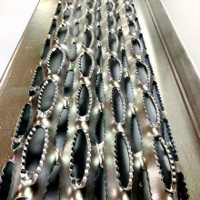 2mm Thick Fisheye Aluminum Alloy Anti-Slip Bracket, Slide Board, Anti-Slip Safety Perforated Grille, Suitable for Platform Walkways thumbnail-2