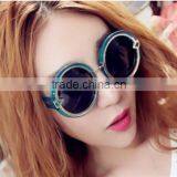 Hot Selling Fashion Small Round Transparent Crystal Full Frame Sunglasses With Custom Logo thumbnail-2