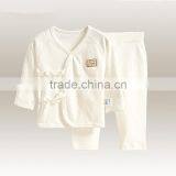 2017 Newest Style Lovely White Organic Cotton Baby Clothes Wholesale Infant Clothing Set thumbnail-1