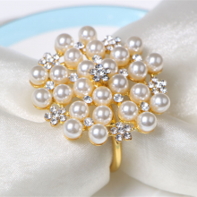 Wholesale Diamond Pearl Napkin Ring Wedding Hotel Napkin Button Holder thumbnail-2