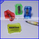 Mini Plastic One Hole Manual Colored Pencil Sharpener thumbnail-1