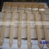 Bend Paint Brush / Radiator Brush With Long Wooden Handle thumbnail-4