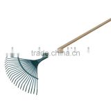 R110WL RAKE WITH WOODEN HANDLE