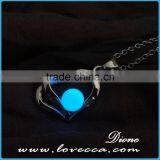 Plated Noctilucent Necklace Pendant Women Heart Shape Glow Dark Necklace thumbnail-6