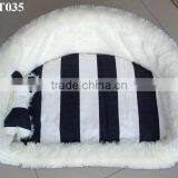 Oval Willow Wicker Dog Bed With Pillow thumbnail-2