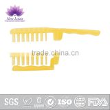 Easy to carry color plastic comb and good yangzhou cheap hairbrush