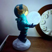 Astronaut Statue Creative Gift Moon Lamps Resin Home Decor Led Table Lamp Astronaut Lamp Night Light for Kids thumbnail-4