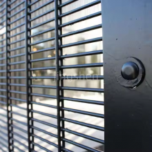 Anping County Supplier Directory: Factory 358 - Safety Fence - Price per Meter - Anti-Climbing - 358 Safety Fence thumbnail-1