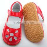 Good Quality Cheap Fashion Squeaky Shoes Kids Sandals China thumbnail-5