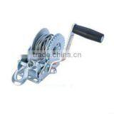 900lbs Hand Winch With Cable thumbnail-1