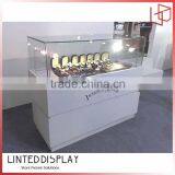 Wooden Base Glass Wholesale Watch Showcase