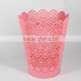 Plastic Round Hollow Out Garbage Can thumbnail-3
