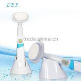 Electronic Facial Brush With 20000rpm Sonic Vibration Soft Brush thumbnail-2