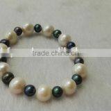 White and Black Freshwater Pearl Bracelet Wholesale thumbnail-3