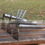 Высококачественная двухфункциональная маленькая садовая мотыга и грабли из нержавеющей стали thumbnail-4