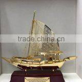 2017 NEW Style High Quality Beautiful Real Gold Plated Dhow With Souviner Gift