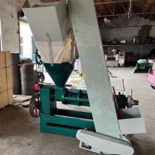 Peanut Vegetable Cooking Oil Squeezing Soybean Oil Pressing Machine thumbnail-5