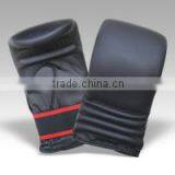 BOXING BAG MITTS Selecting Different Materials