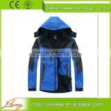 OEM China Sale Fashion Windproof Outdoor Softshell Jacket thumbnail-1