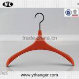 Hot Sale Luxury Plastic Hanger With Rubber Surface for Luxury Dress thumbnail-3