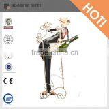 Customized Metal Chef Wine Holder thumbnail-1