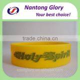 debossed filled golden silicone rubber wide wristbands