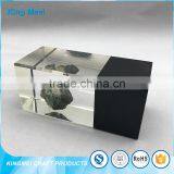 China Factory Cheap Desk Paperweight 3d Images in Acrylic thumbnail-3
