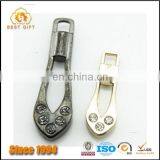 Guangdong Factory Wholesale Custom Garment Accessories Jacket Metal Logo Zipper Pulls thumbnail-5