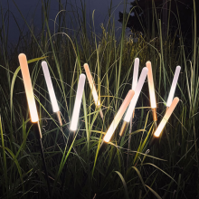 Glowing Outdoor Acrylic Reed Rods - Garden, Yard, Villa, and Flower Field Decorative Ground-inserted Lights With Warm Light, 8-piece Set thumbnail-3